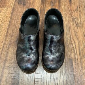 Dansko Women's Black Mules